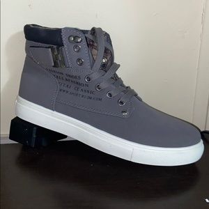 Men’s high tops